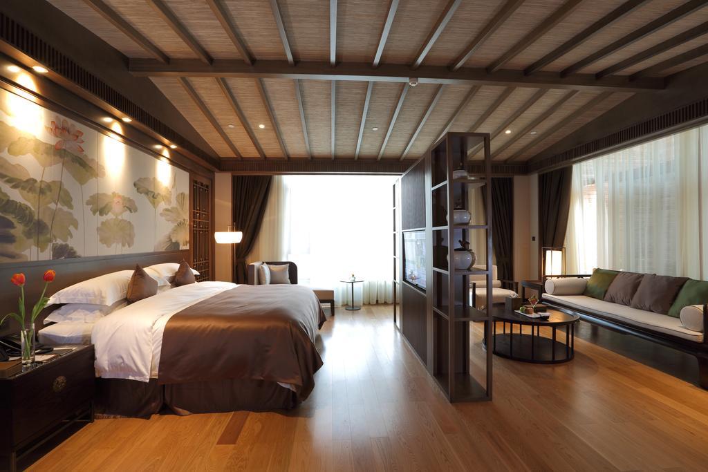 S&N Zhejiang Linhai International Hotel Kamer foto