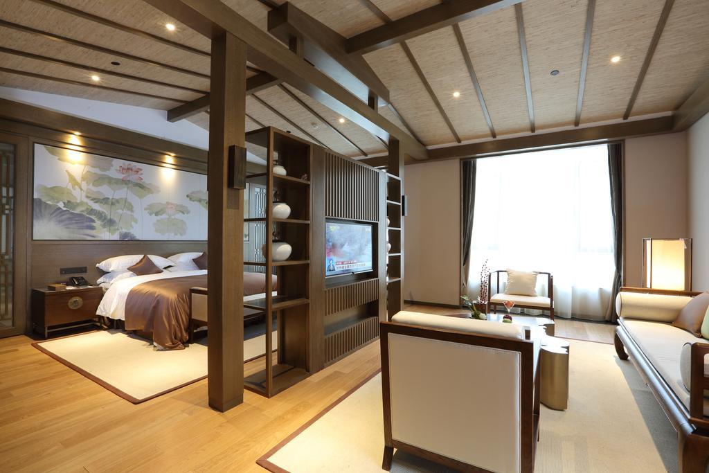 S&N Zhejiang Linhai International Hotel Kamer foto