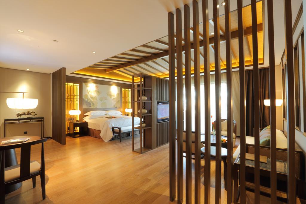 S&N Zhejiang Linhai International Hotel Kamer foto