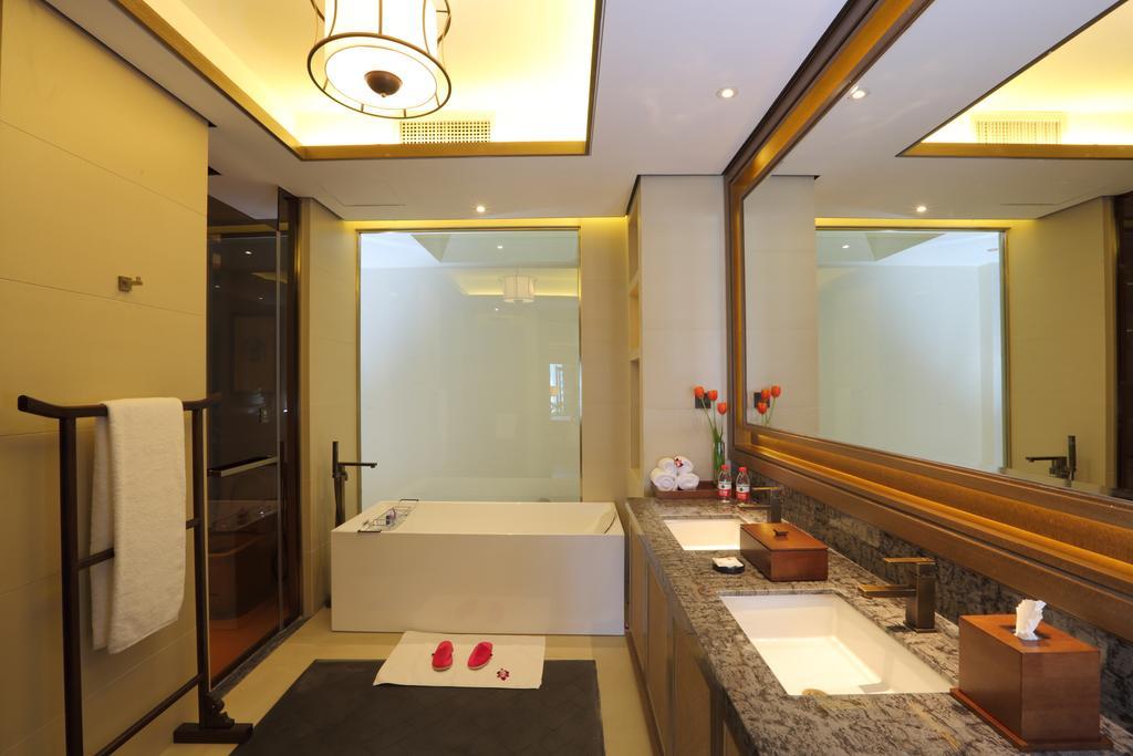 S&N Zhejiang Linhai International Hotel Kamer foto