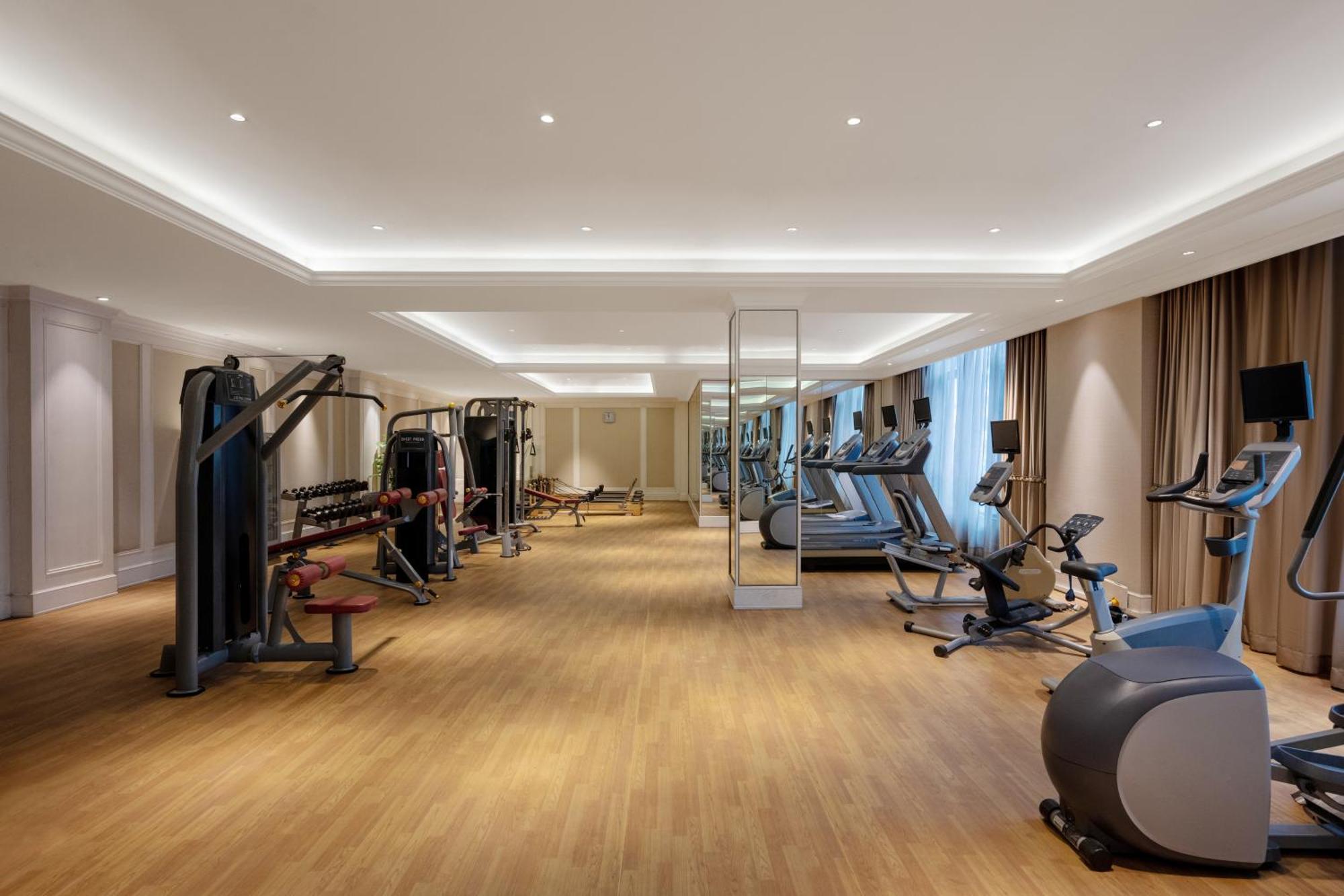 S&N Zhejiang Linhai International Hotel Buitenkant foto