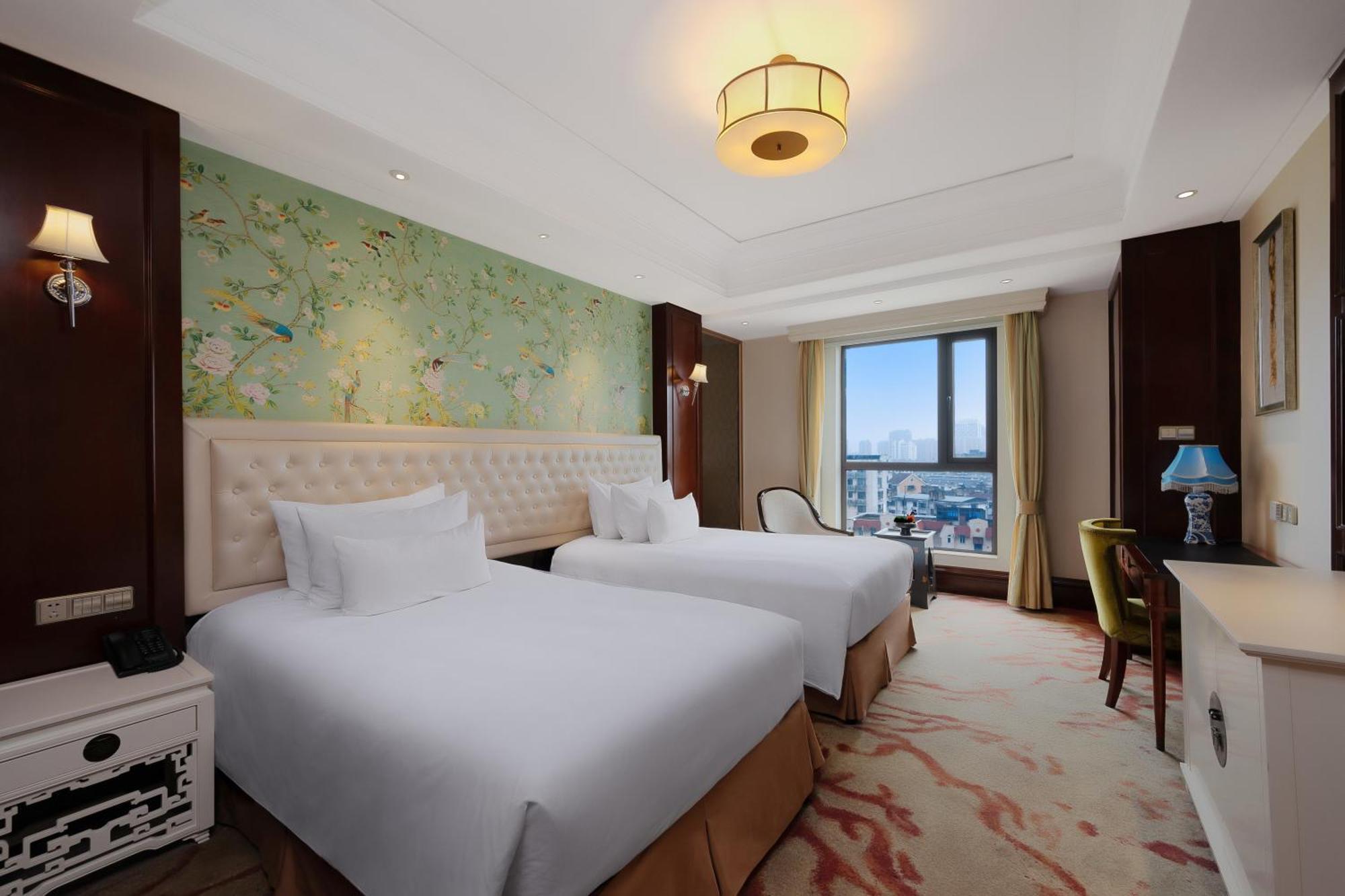 S&N Zhejiang Linhai International Hotel Buitenkant foto