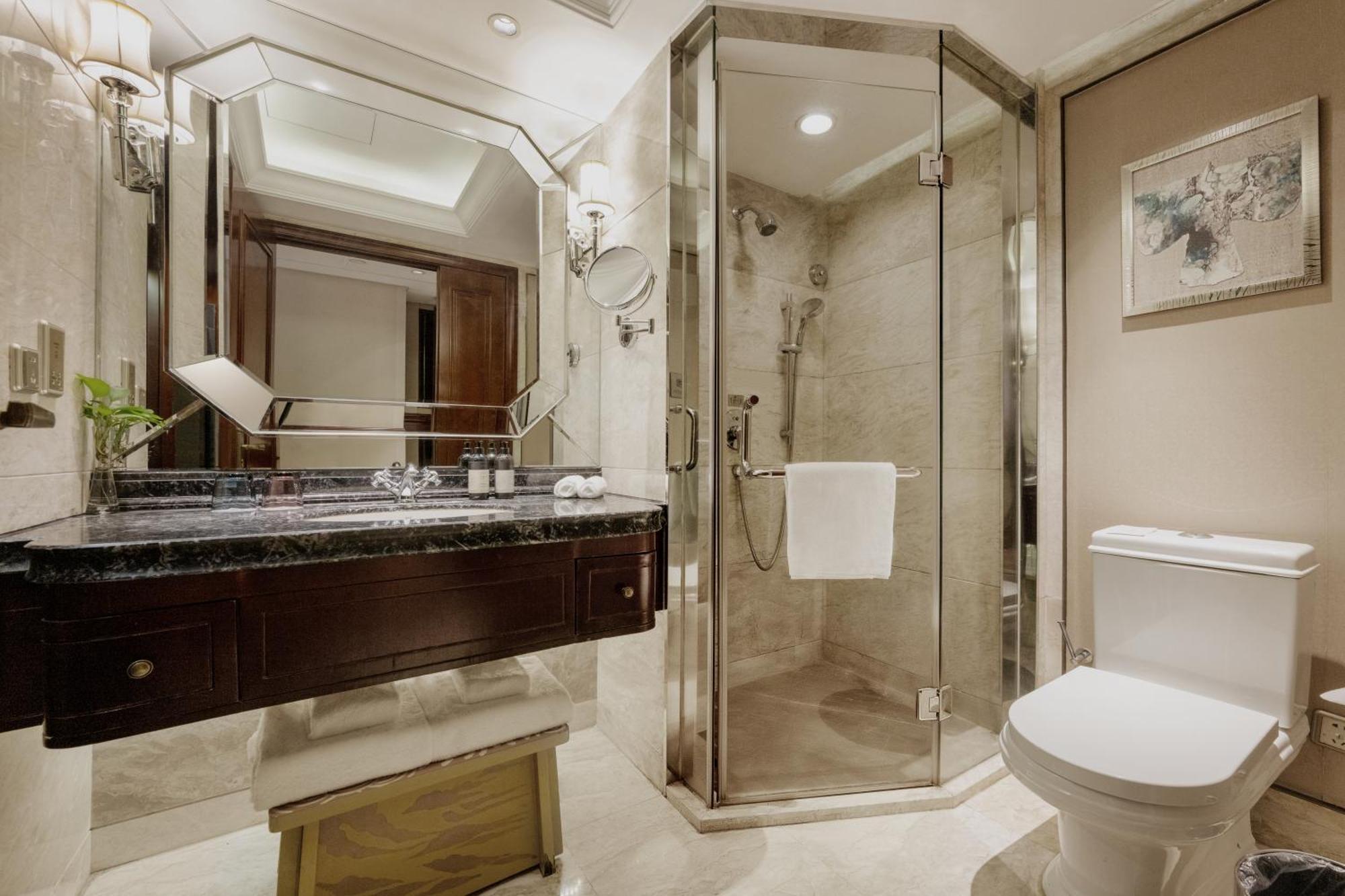 S&N Zhejiang Linhai International Hotel Buitenkant foto