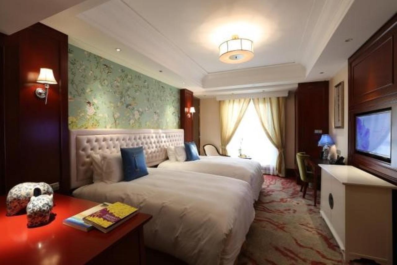S&N Zhejiang Linhai International Hotel Buitenkant foto