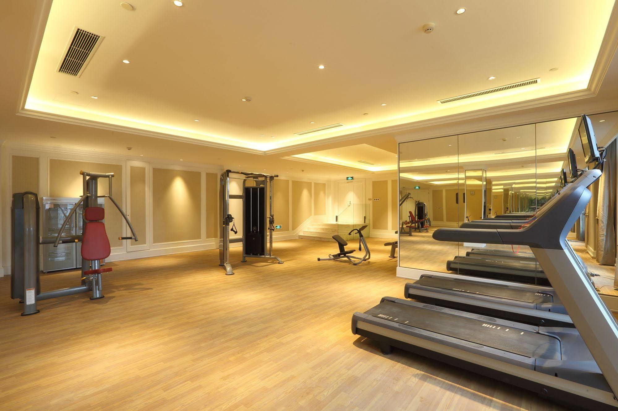 S&N Zhejiang Linhai International Hotel Buitenkant foto